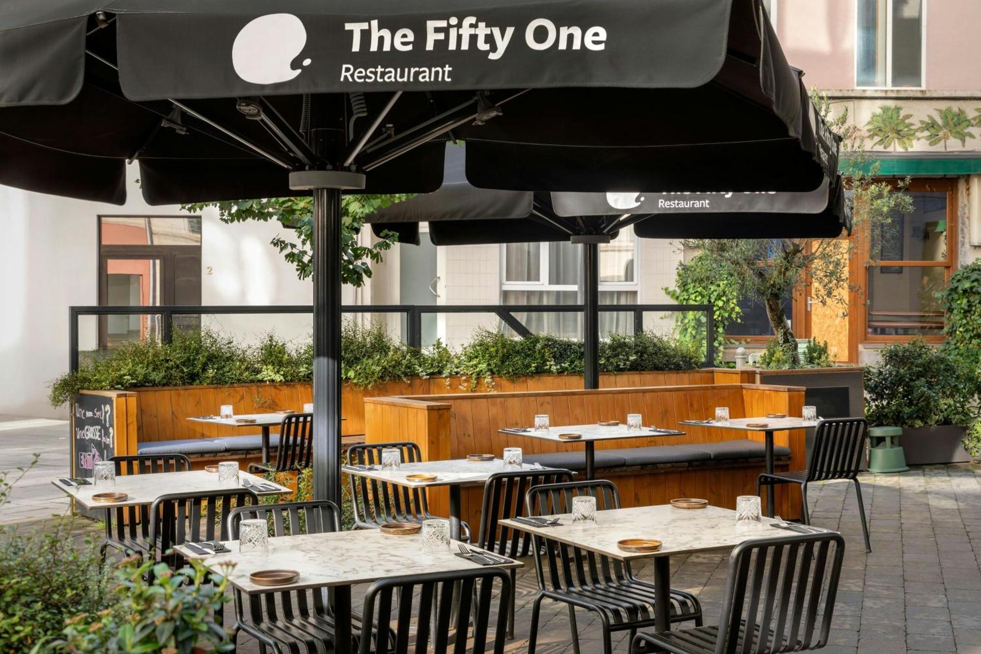 Moxy Brussels City Center Ixelles Exterior photo